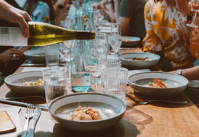 Catering voor je bedrijfsfeest: zo maak je er een smakelijk succes van